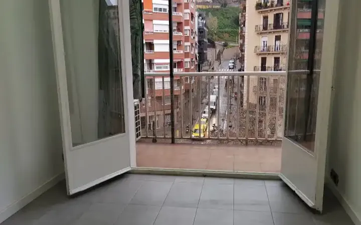 Piso en  Gran Via de les Corts Catalanes 251 - Foto 8