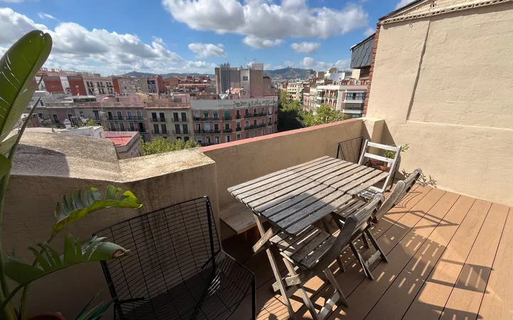 Ático en Ronda de Sant Antoni, 28, El Raval - Foto 1