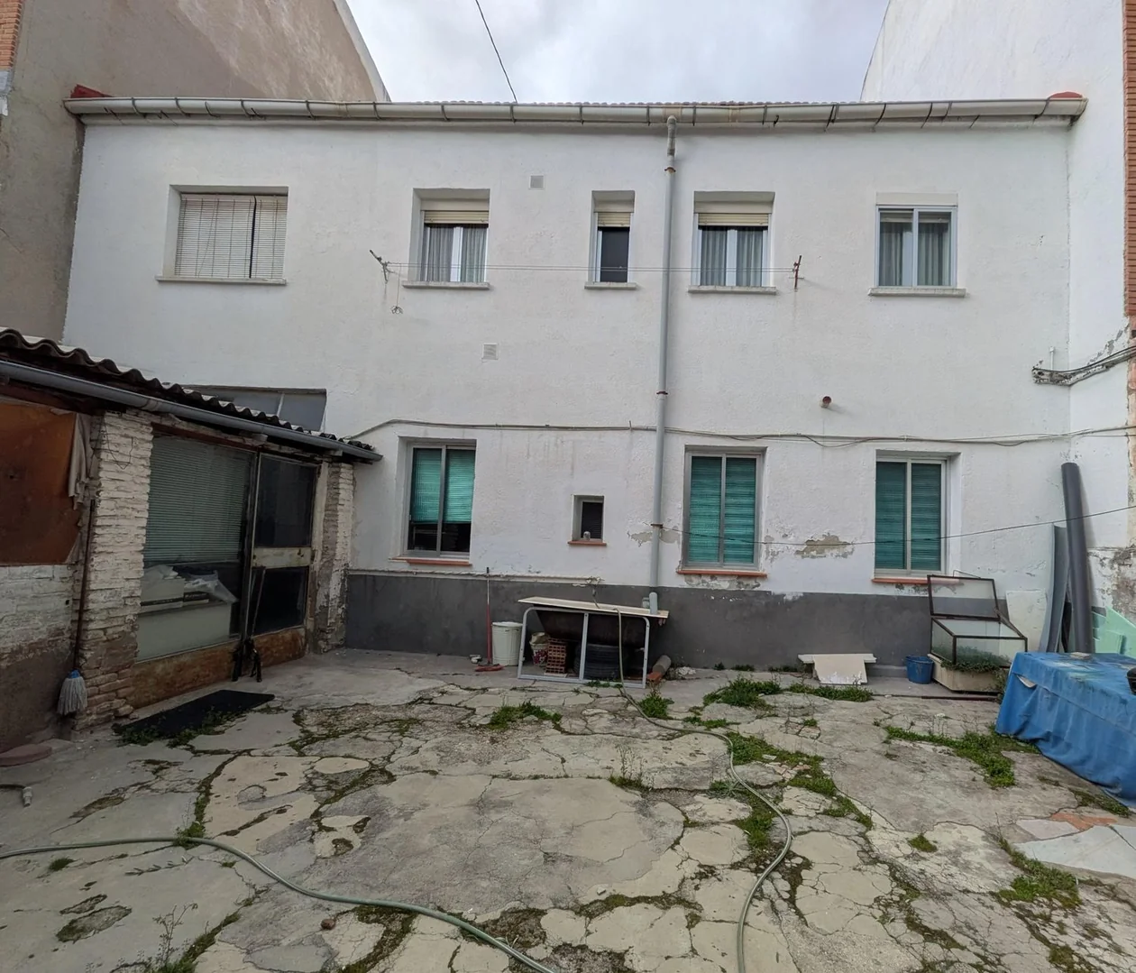 Edificio de uso mixto en Abrantes - Foto 3
