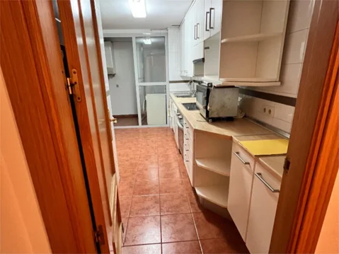 Piso en  Calle del Alcalde Redondo Aceña 2 - Foto 8