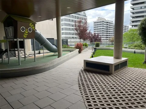 Piso en  Avenida de Juan Antonio Samaranch 124 - Foto 6