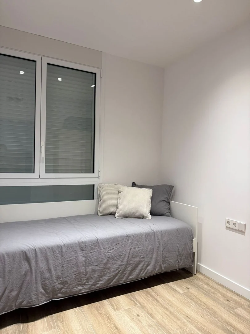 Piso en calle de Serra i Hunter, 13 - Foto 16