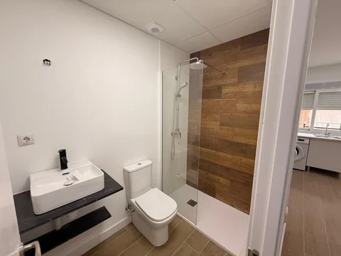 Dúplex en Barrio Moscardó - Foto 4