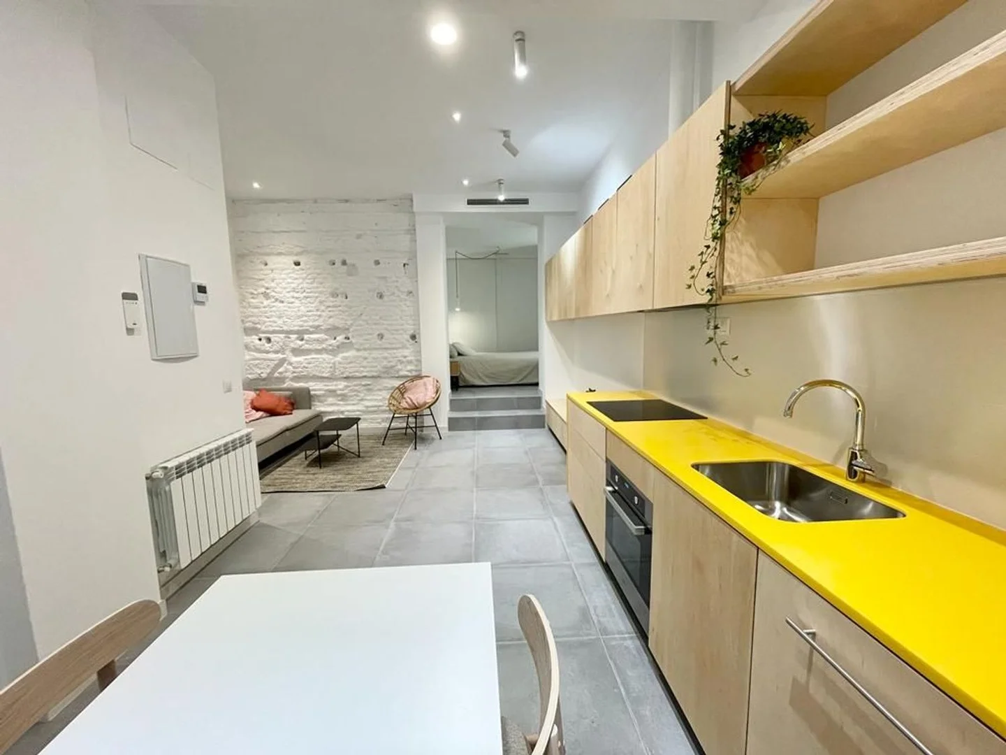 Piso en calle Jeronima Llorente, 19 - Foto 1