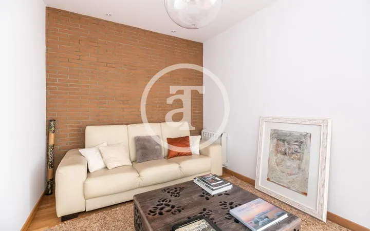 Piso en Calle Bassols, El Camp de l'Arpa del Clot - Foto 2