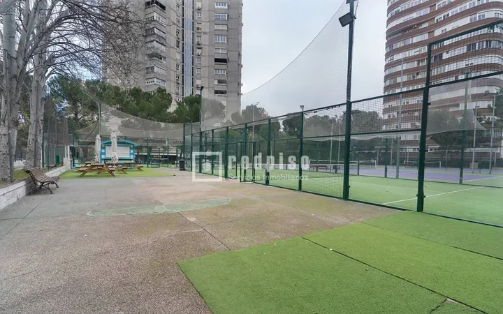 Piso en Calle de Caleruega - Foto 6