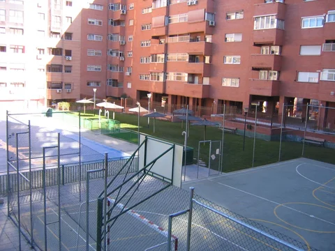 Piso en calle Golfo de Salónica, 39 - Foto 2