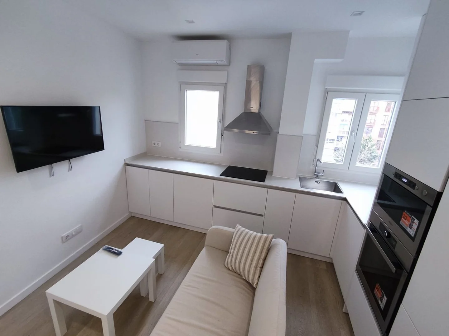 Piso en calle de Fernández de los Ríos, 70 - Foto 4