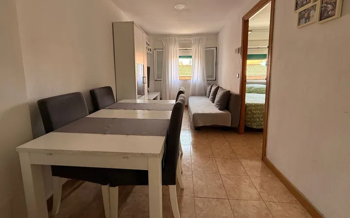 Piso en Numancia - Foto 1