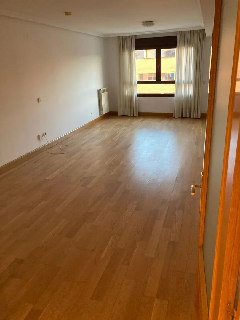 Piso en calle del Infante Diego, 1