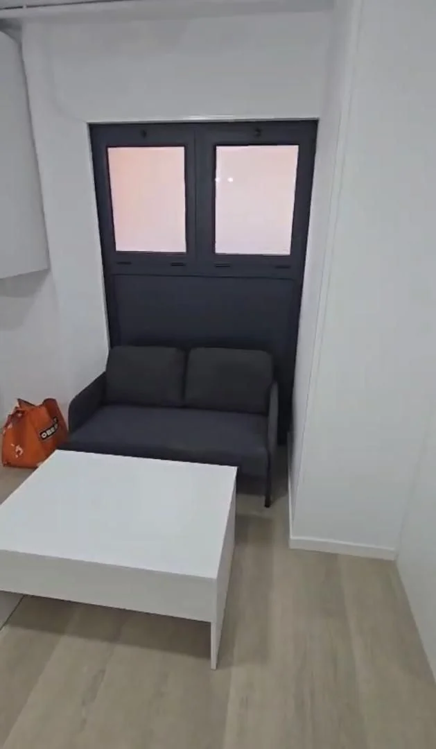 Piso en  Carrer dels Argensola 13 - Foto 3