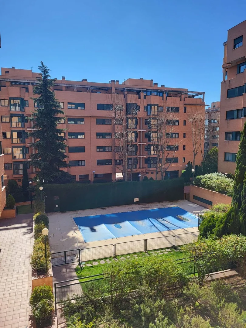 Piso en calle Tintín y Milú, 12 - Foto 1