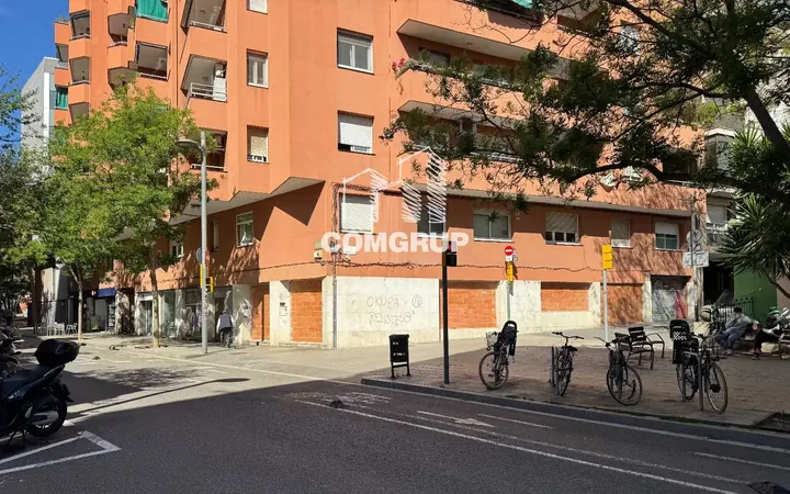 Local comercial en  Gava - Foto 4