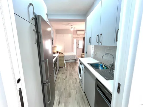 Estudio en Barrio Ramón de Carranza - Madre Rafols - Foto 10