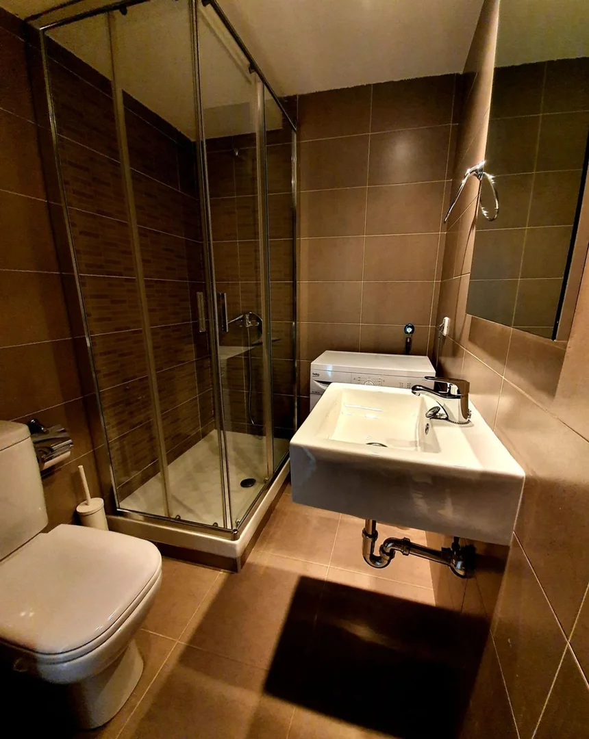 Piso en Infanta Mercedes, 81 - Foto 8