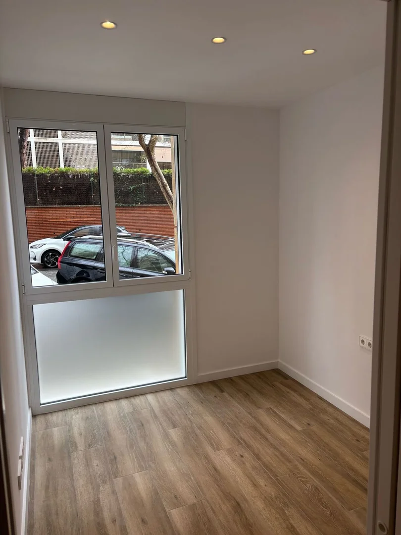 Piso en calle de Serra i Hunter, 13 - Foto 12