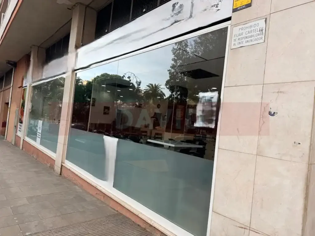 Local comercial en  Calle Acàcies - Foto 3