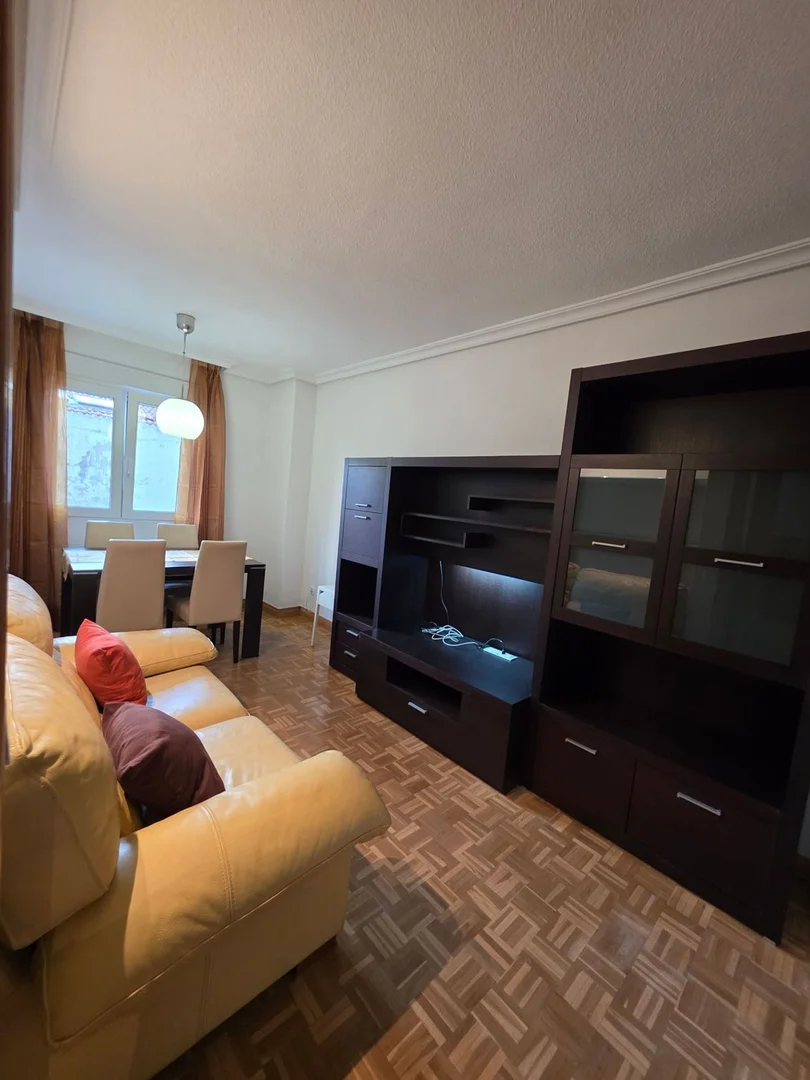 Piso en calle de la Constancia, 9