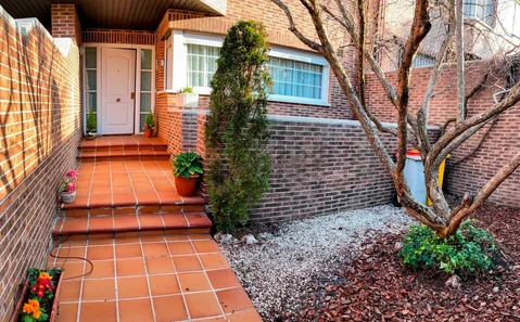 Chalet adosado en Barrio Palomas - Foto 5