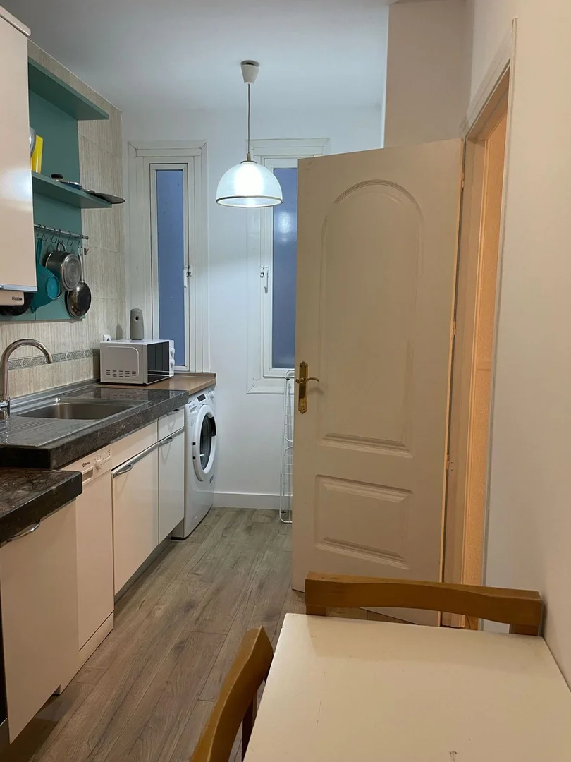 Piso en avenida de la Reina Victoria, 50 - Foto 5