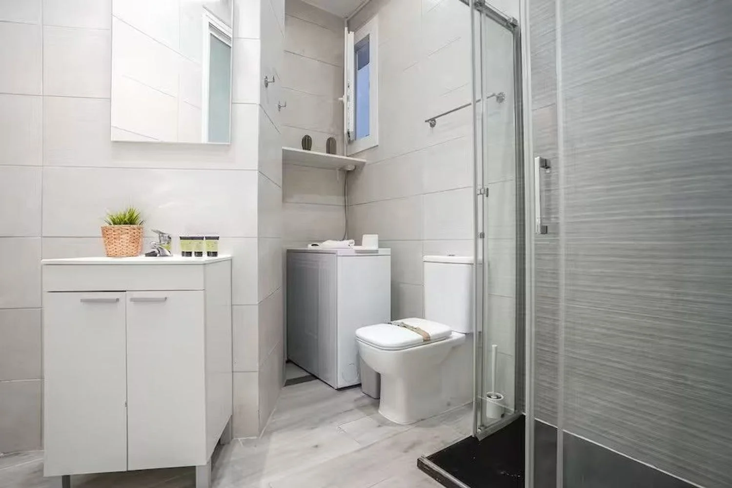 Piso en calle de San Bernardo, 121 - Foto 16