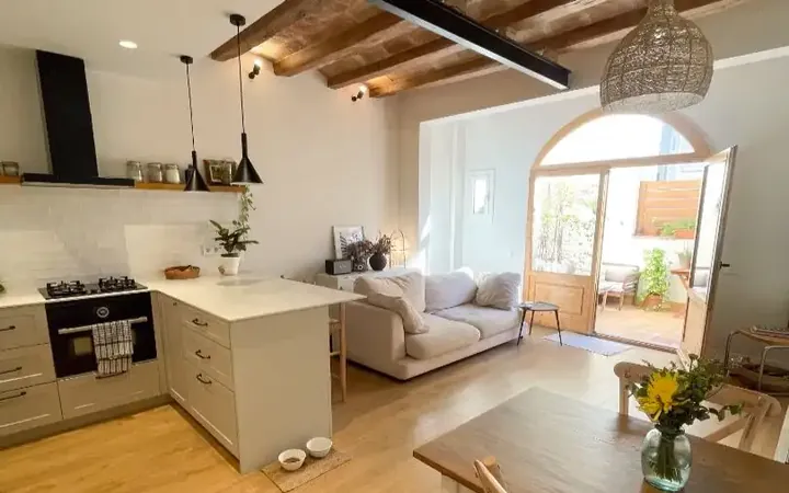 Piso en  Carrer de Premià 32 - Foto 1