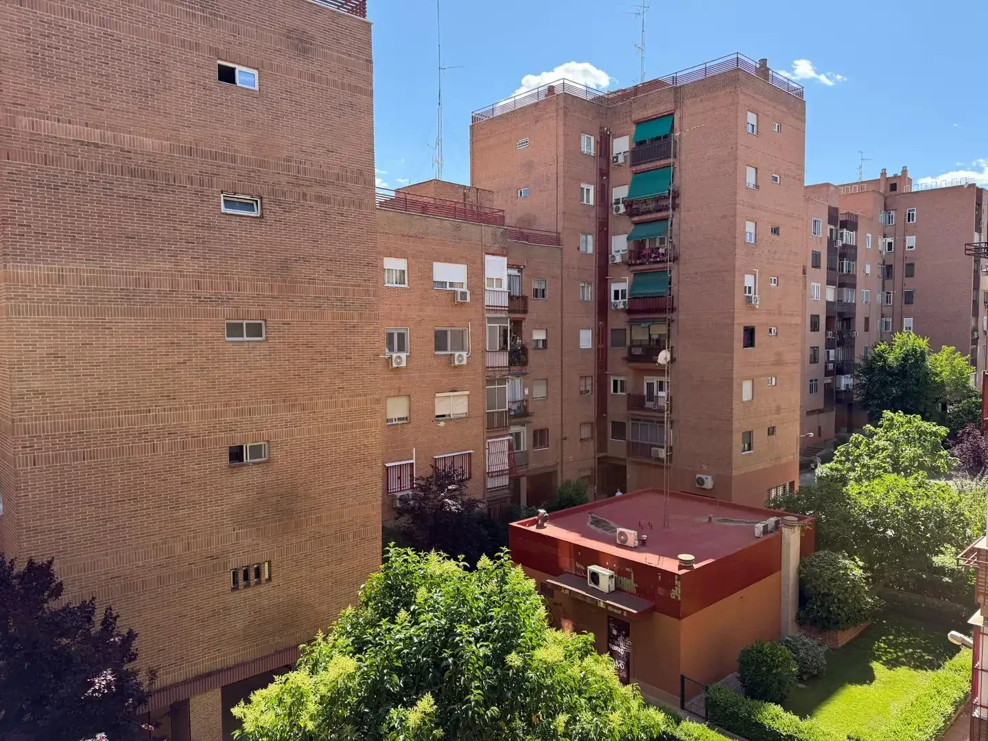 Piso en  Calle VALDESANGIL - Foto 18