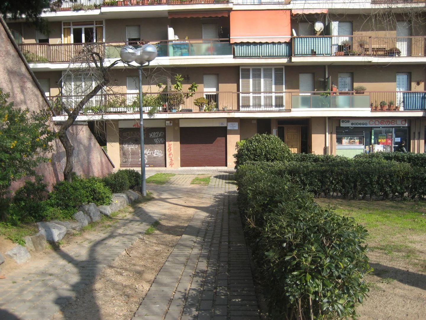 Local comercial en  Carrer de Francesc Alegre 5 - Foto 4