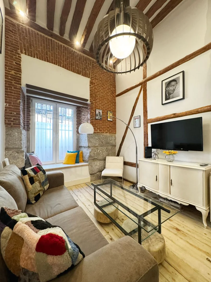 Estudio en calle del Olivar, 21 - Foto 1