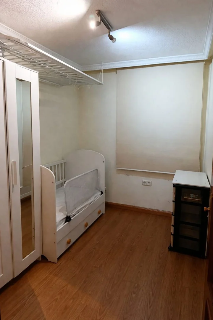 Piso en calle de Rocafort, 92 - Foto 3