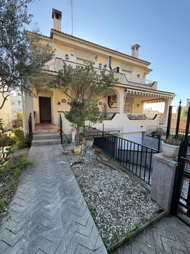 Chalet adosado en avenida Espanya, 325 - Foto 3