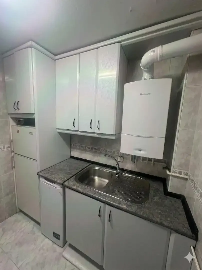 Piso en  Calle de Villafuerte 33 - Foto 8