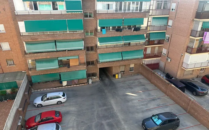 Piso en Calle Lucano, Madrid, 46, Canillejas - Foto 2