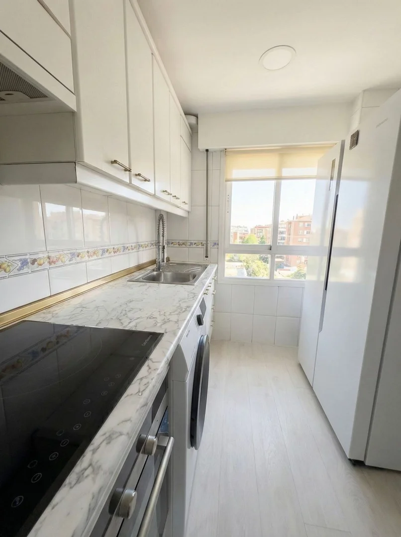 Dúplex en Barrio Pinar del Rey - Foto 9