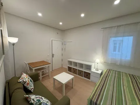 Piso en calle de Isaac Peral, 10 - Foto 1