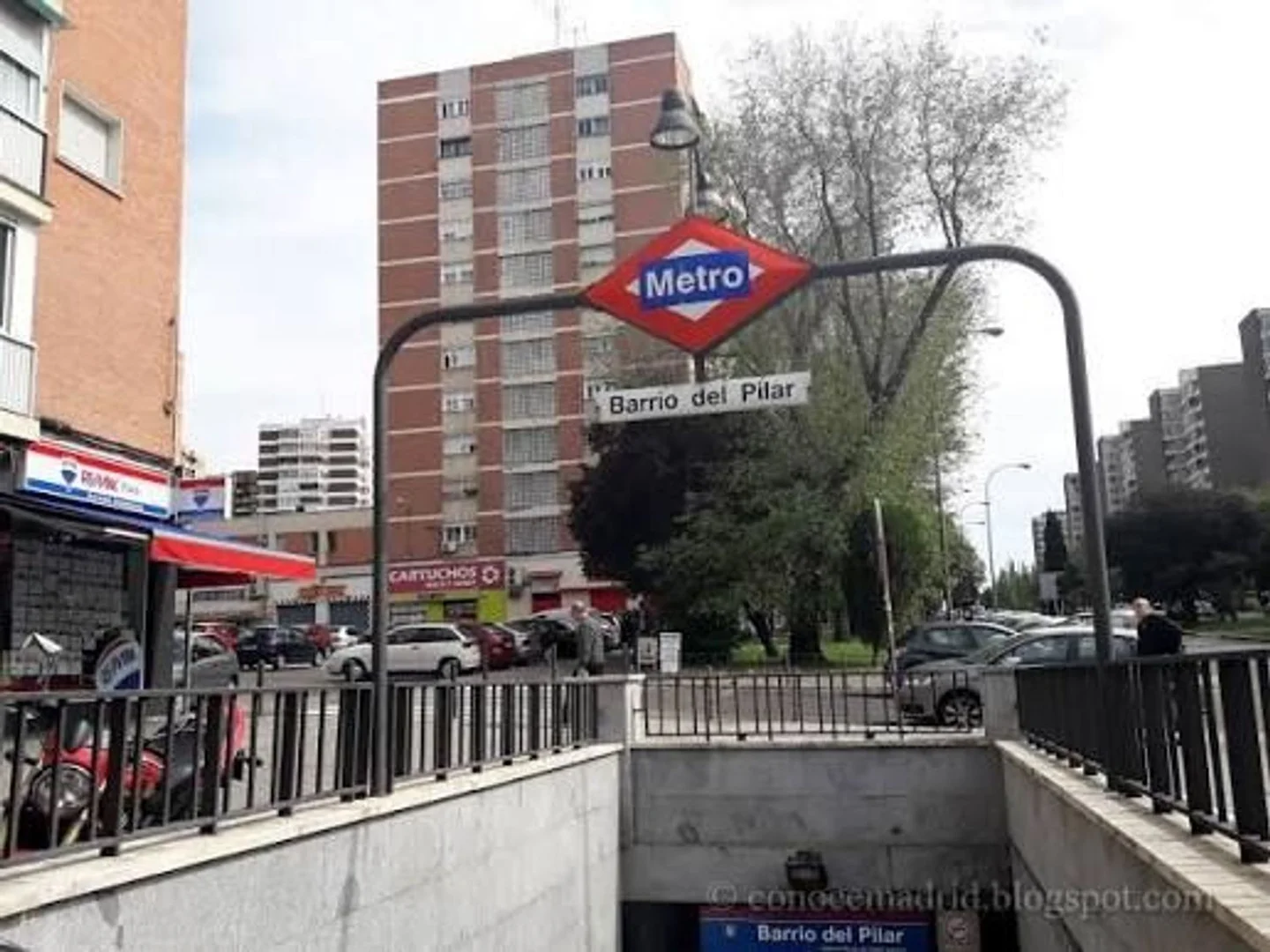 Piso en plaza de Ribadeo, 1 - Foto 2