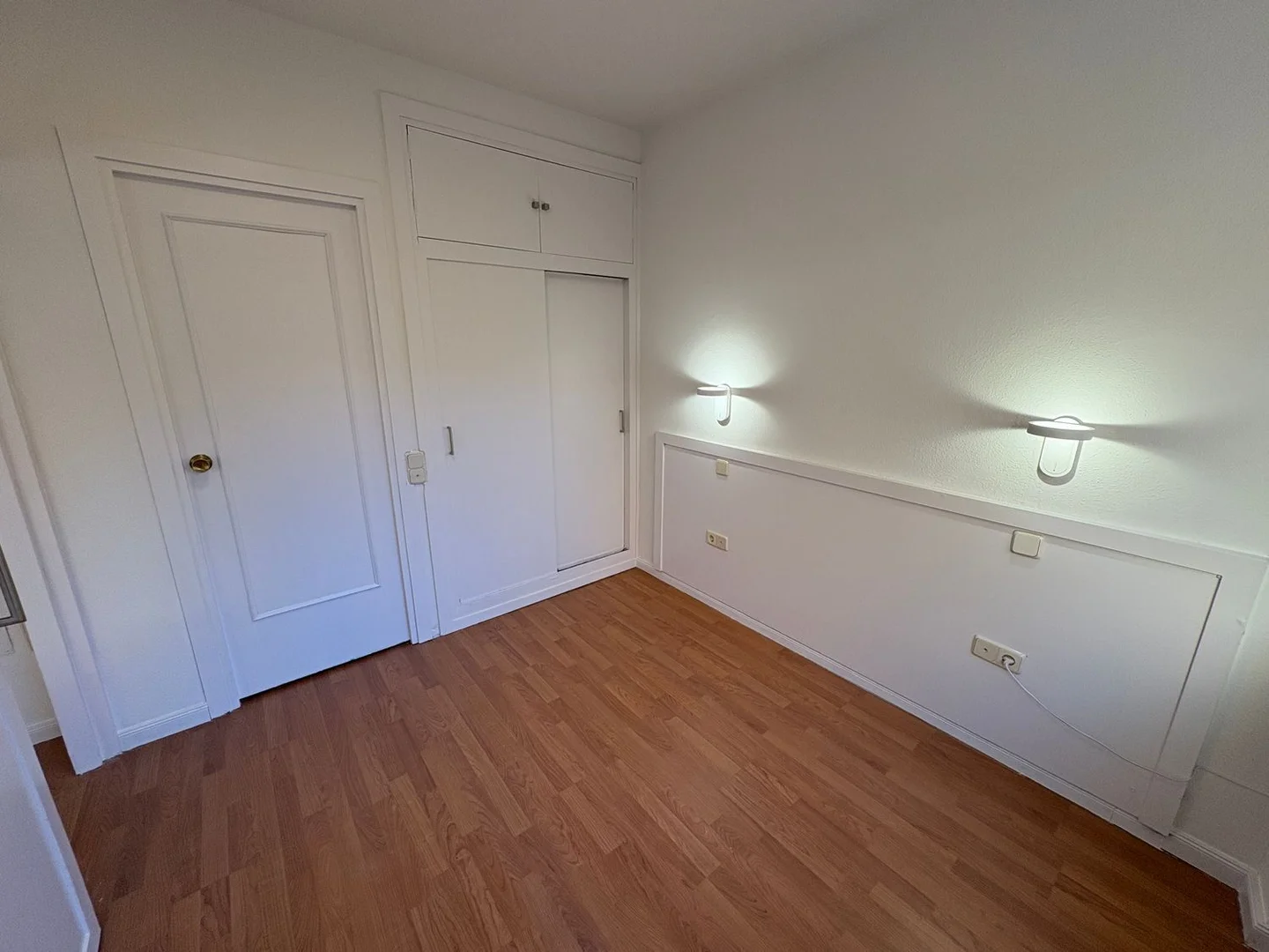 Piso en calle de la Infanta Mercedes, 105 - Foto 5