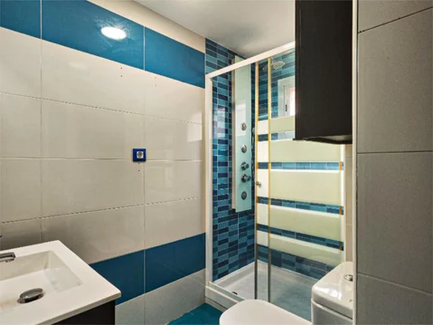 Piso en  Calle Almuradiel 299 - Foto 4