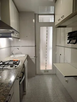 Piso en Barrio La Salut - Foto 11