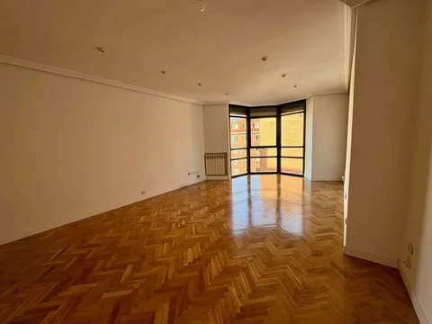 Piso en Barrio Palacio - Foto 1