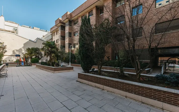 Piso en Calle de Sánchez Pacheco - Foto 19