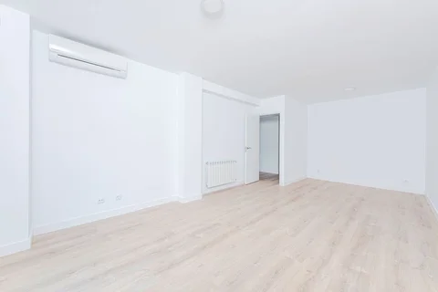 Piso en calle de Diego Ayllón - Foto 4