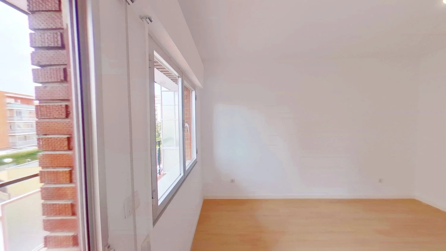 Piso en Barrio Zofío - Foto 8