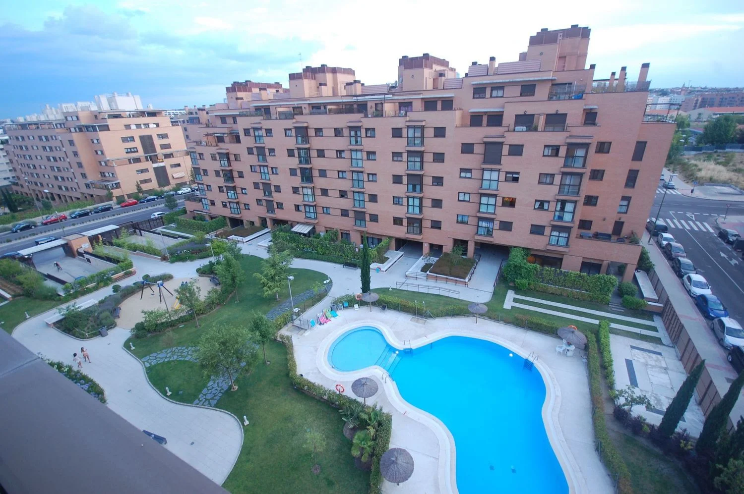 Piso en calle de la Sierra de Atapuerca, 21