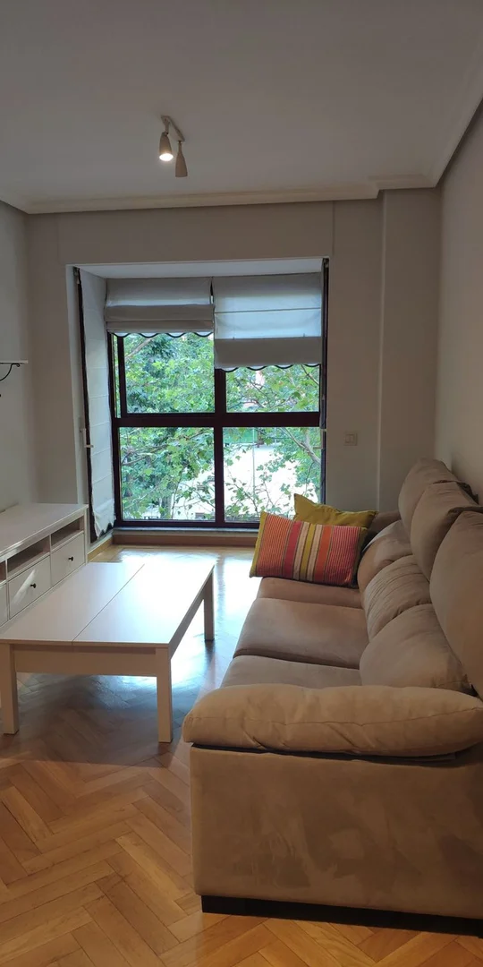 Piso en calle de Melilla, 41 - Foto 2