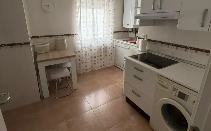 Piso en  Calle de la Infanta Mercedes 87 - Foto 32