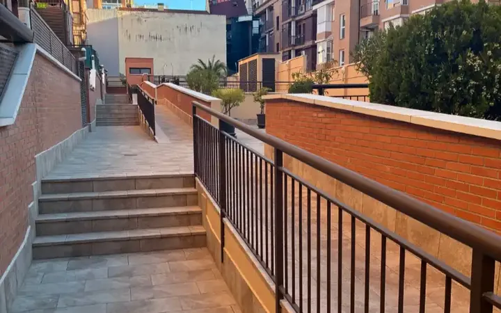 Piso en  Calle de Valdecaleras 13 - Foto 2