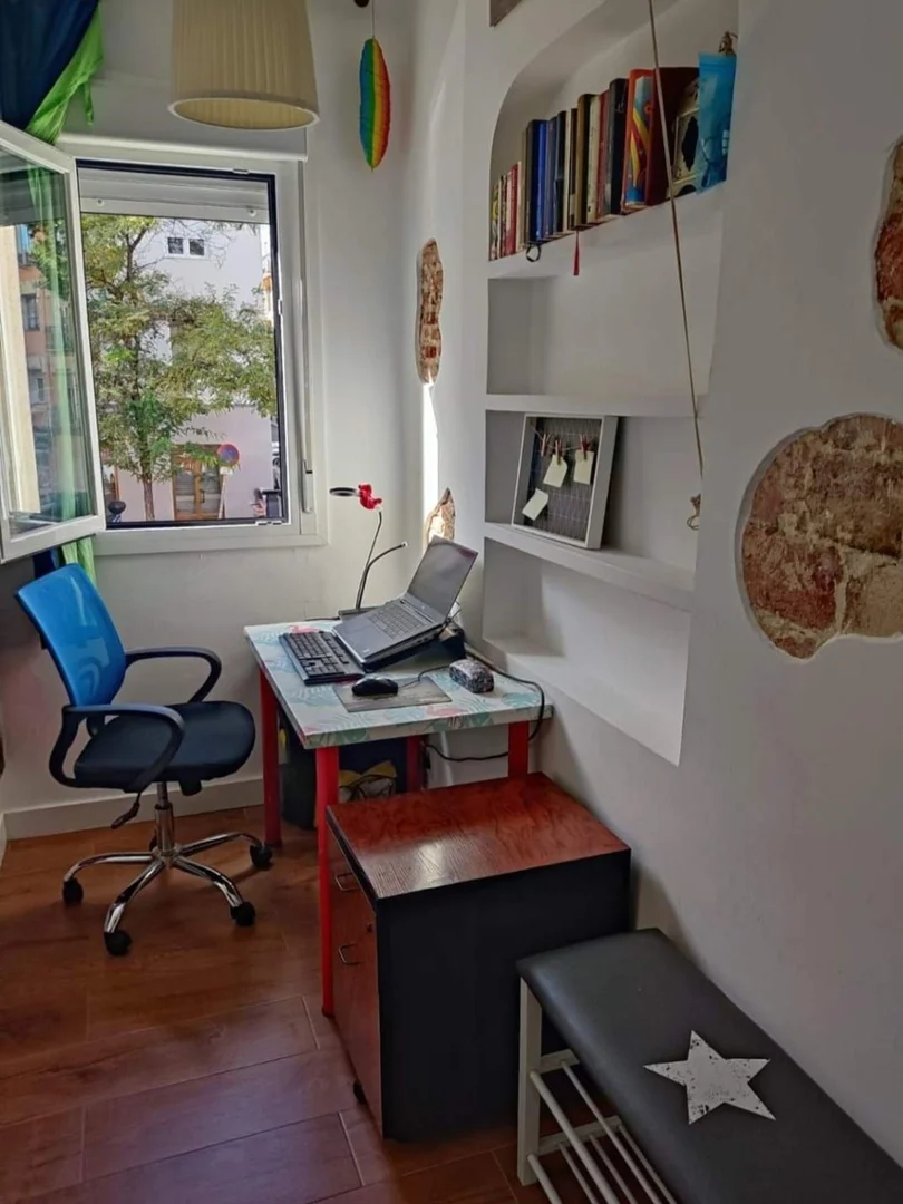 Piso en calle de Doña Berenguela, 19 - Foto 4