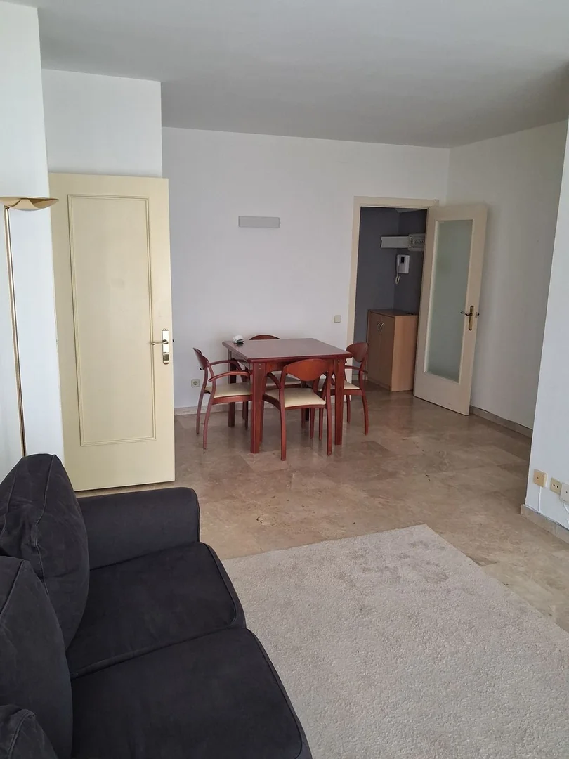 Piso en calle de Sardenya, 58 - Foto 4