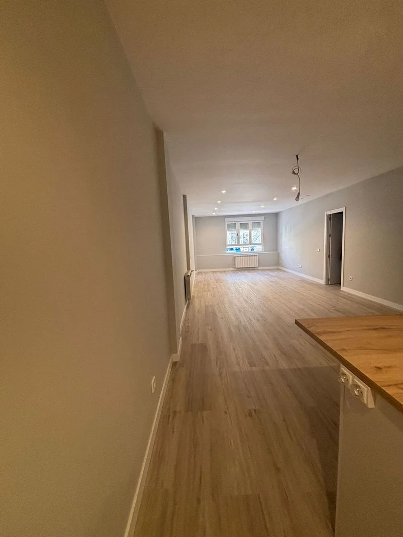 Piso en Santa Engracia, 107 - Foto 2